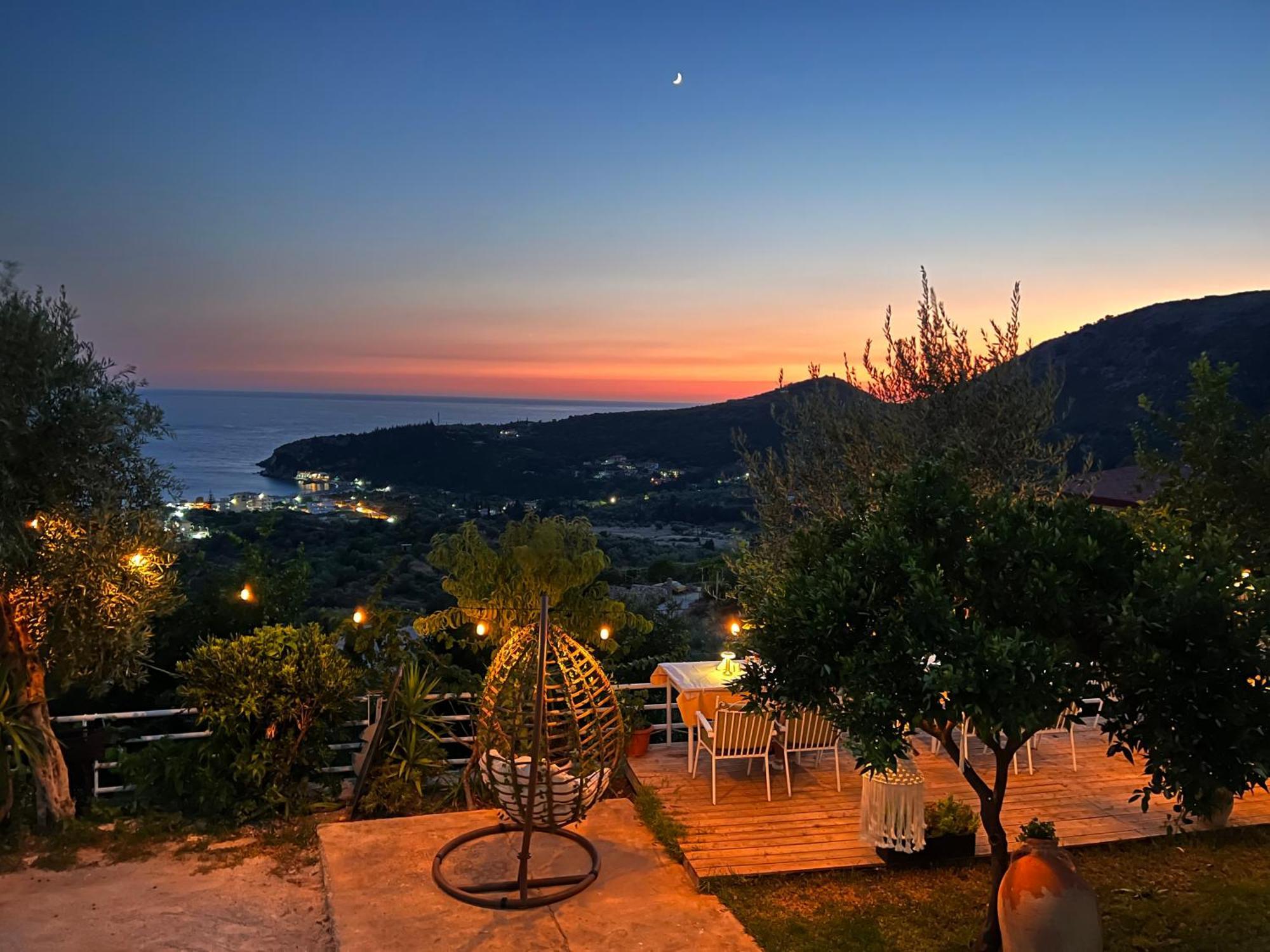 Aphrodite'S Garden Himare Exterior photo