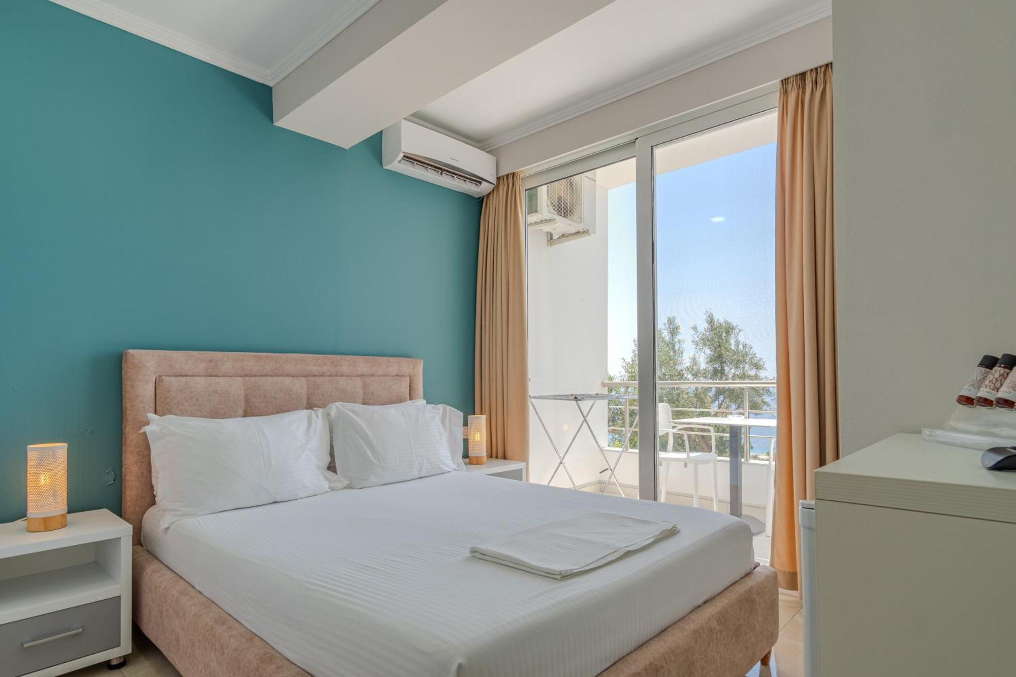 Aphrodite'S Garden Himare Exterior photo