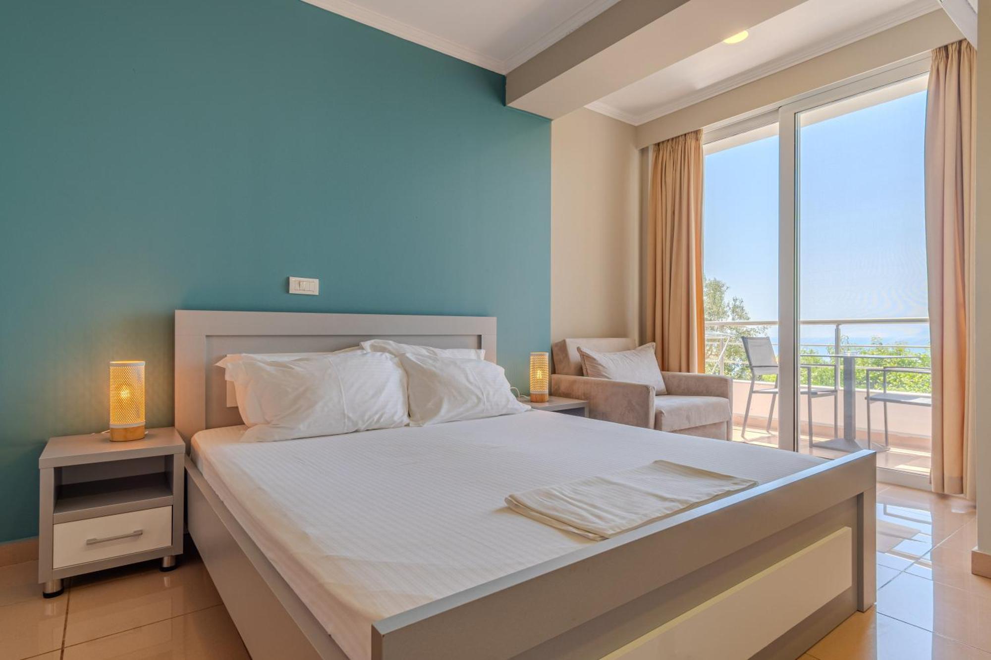 Aphrodite'S Garden Himare Exterior photo