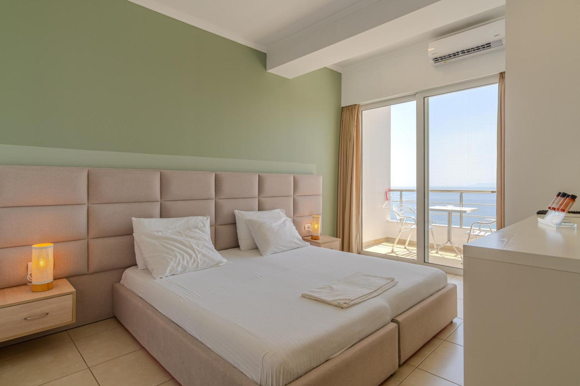 Aphrodite'S Garden Himare Exterior photo