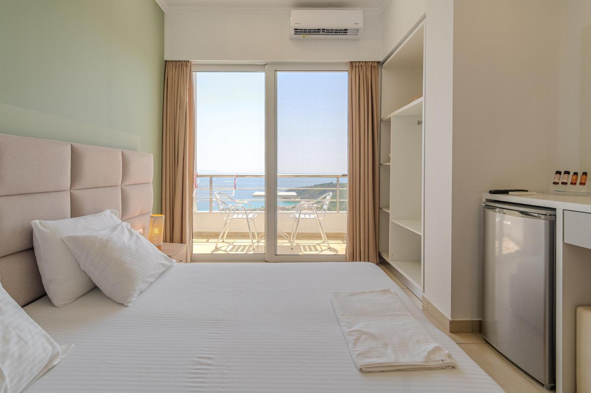 Aphrodite'S Garden Himare Exterior photo