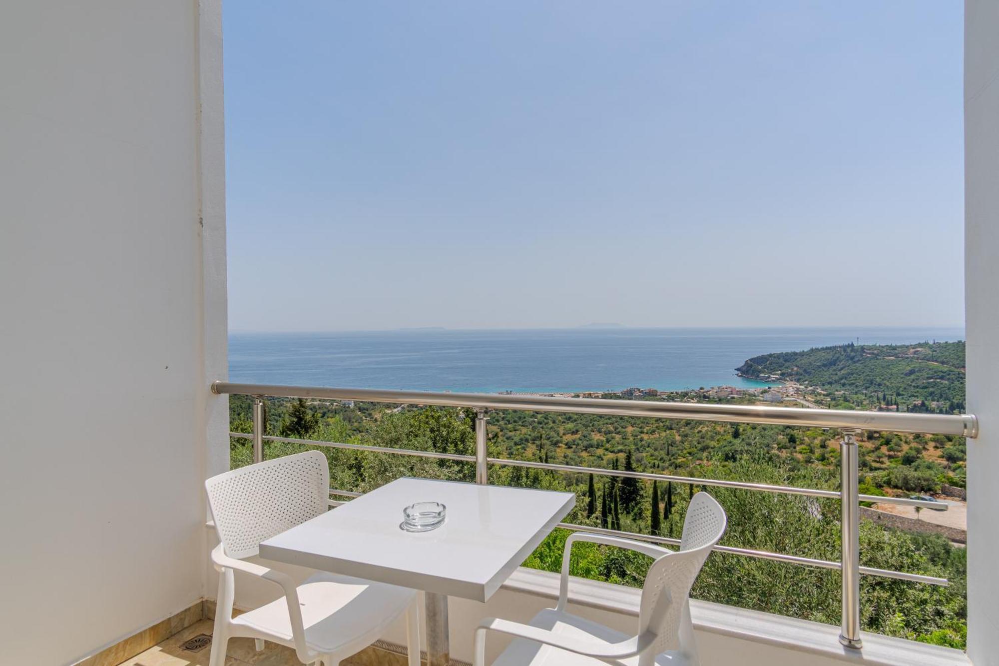Aphrodite'S Garden Himare Exterior photo
