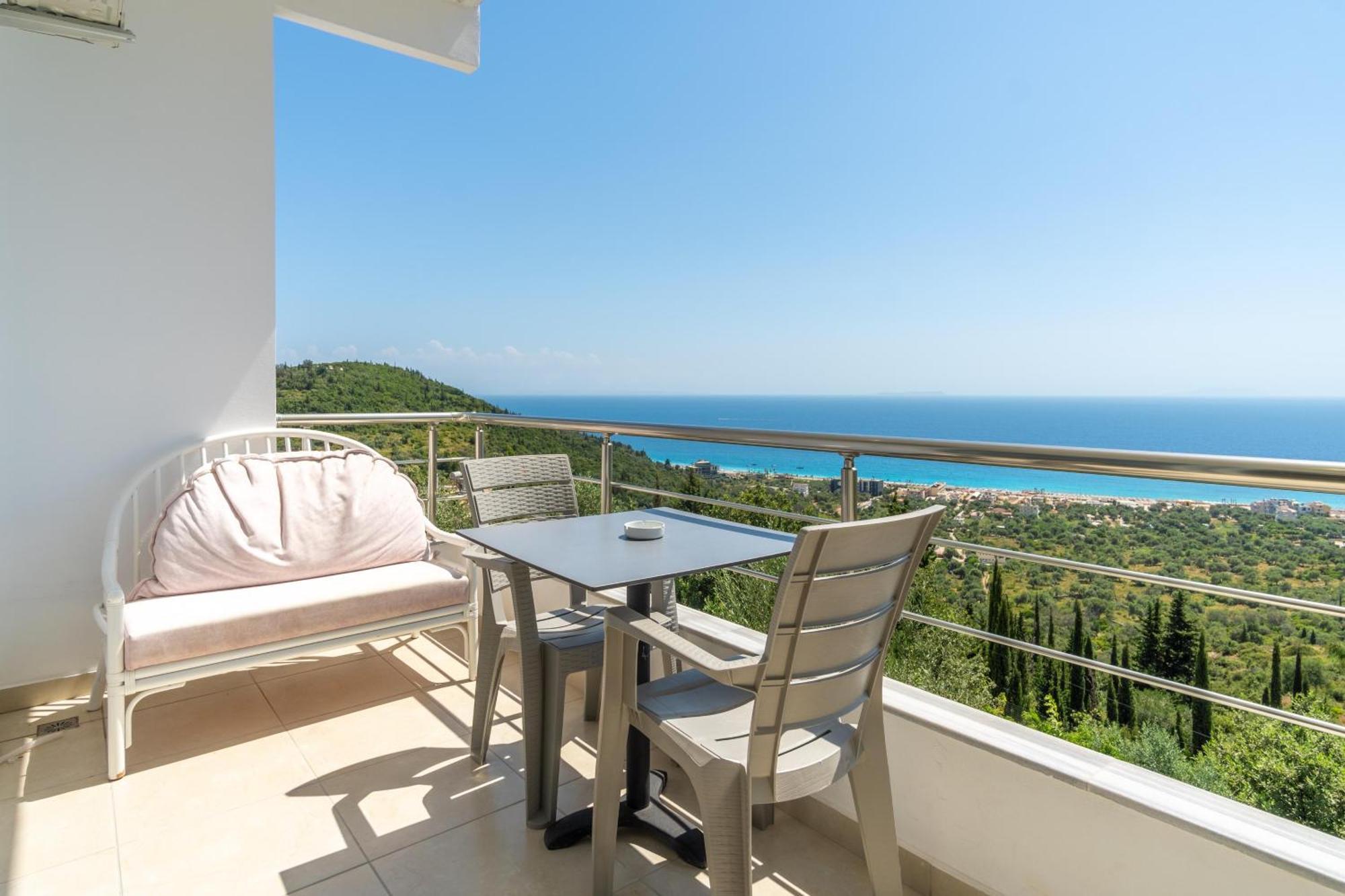 Aphrodite'S Garden Himare Exterior photo