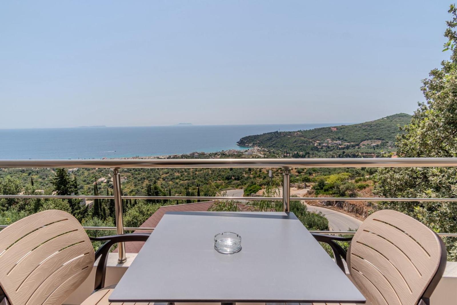 Aphrodite'S Garden Himare Exterior photo