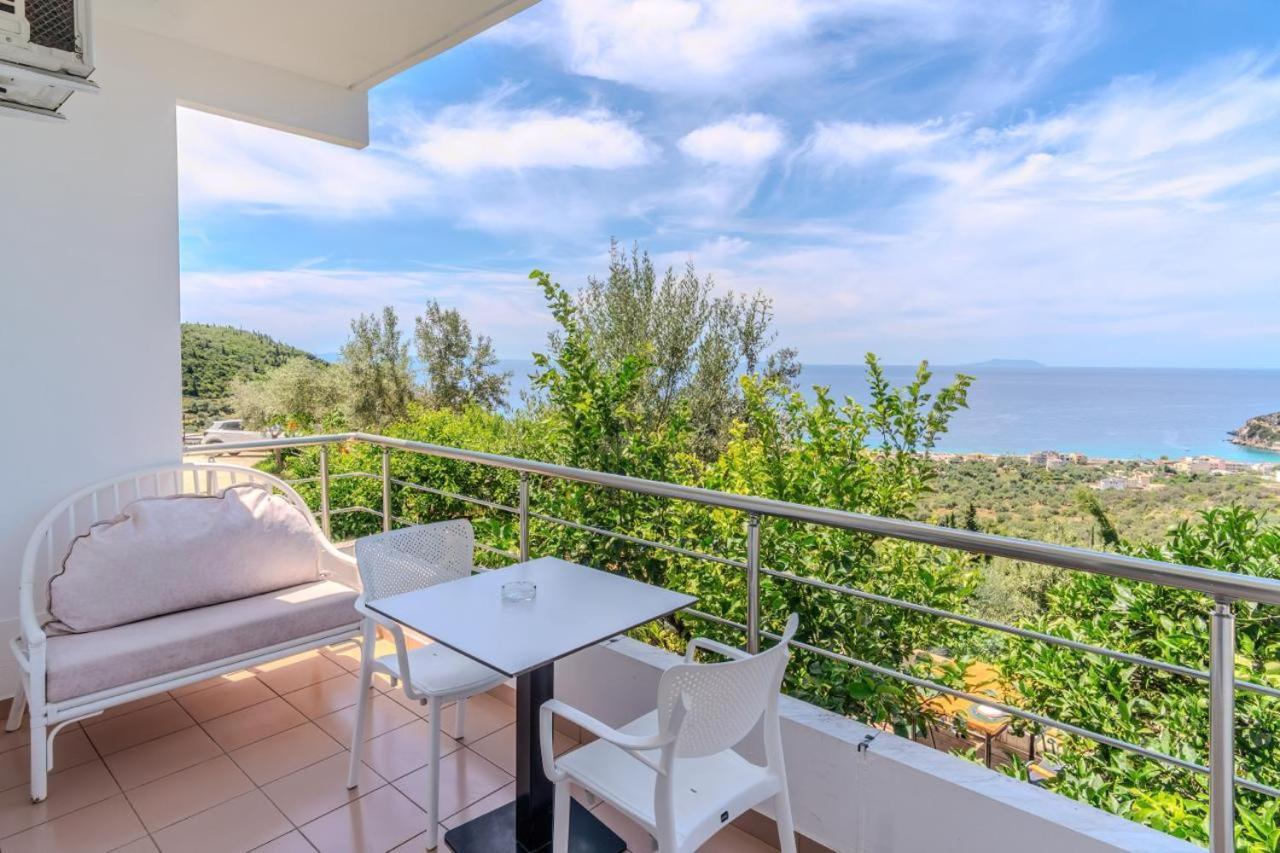 Aphrodite'S Garden Himare Exterior photo